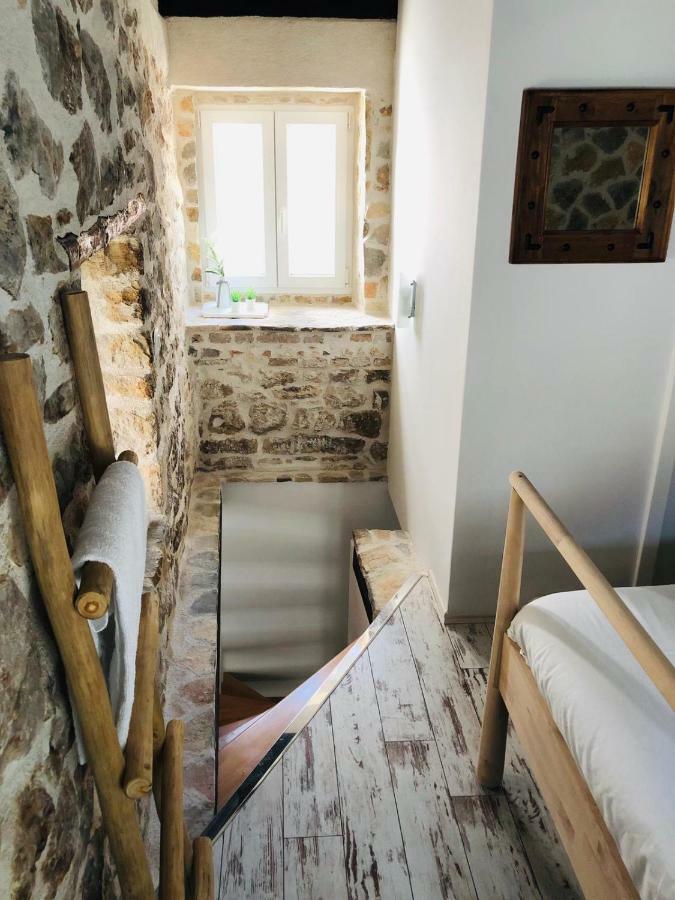 Peasant'S Palace Σπλιτ Εξωτερικό φωτογραφία
